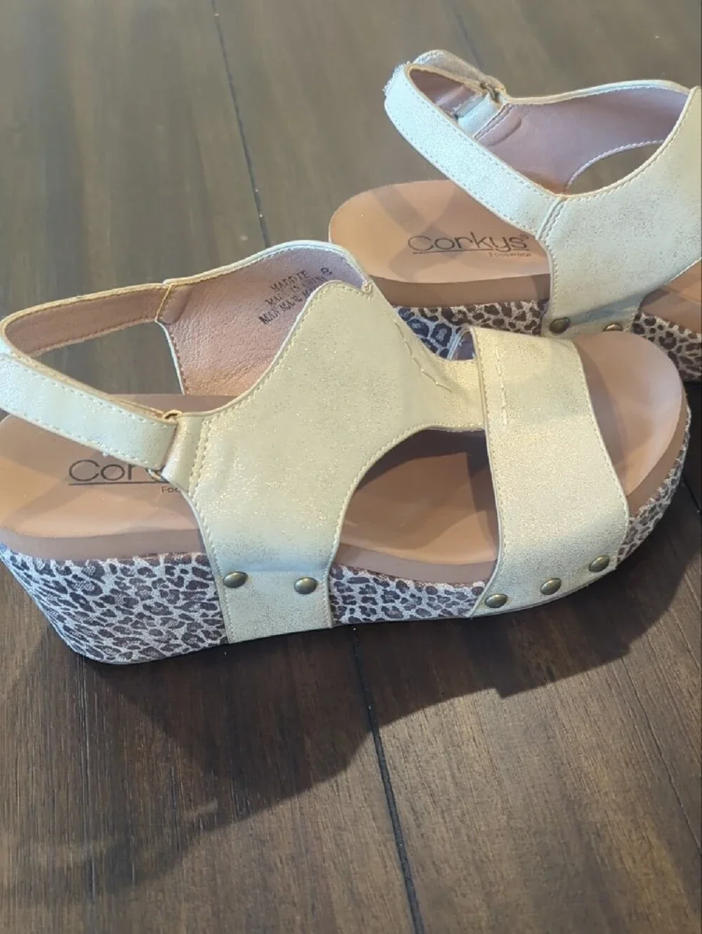 Corky's Wedge sandals Size 8 Leopard And Gold